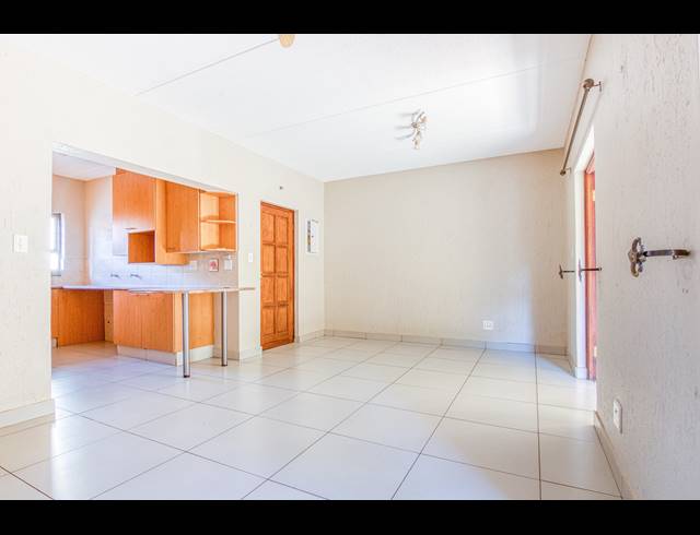2 BEDROOM APARTMENT TO LET IN BROADACRES